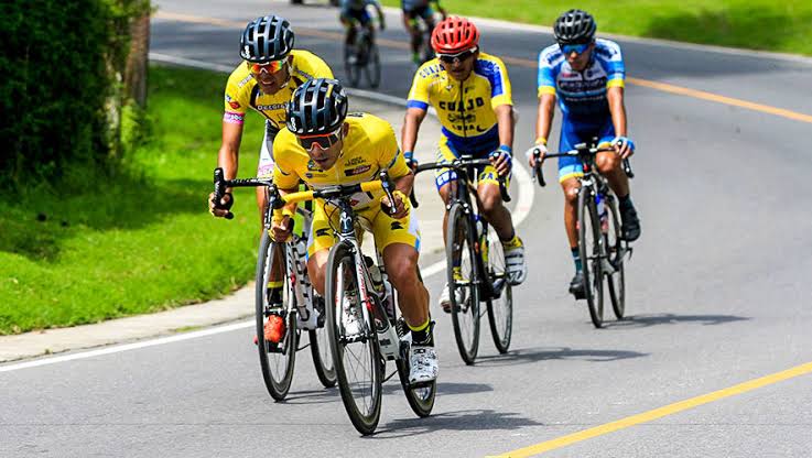 Ciclismo de Napo destaca en la Vuelta Juvenil del Ecuador